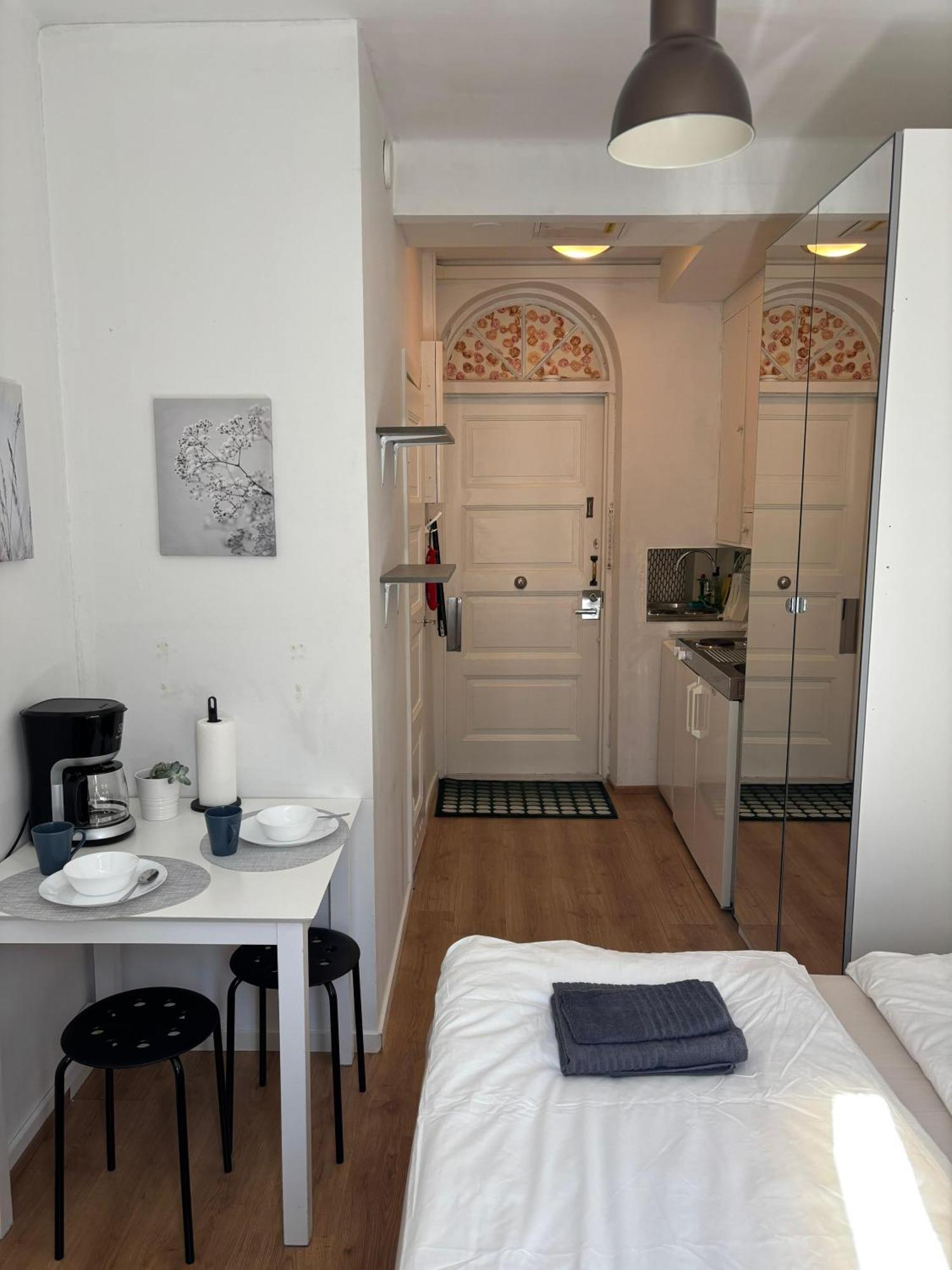 Foliate Living Silmu *
